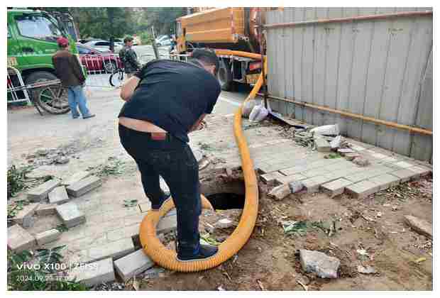鎮(zhèn)江營村泥沙池管道疏通如何節(jié)省時(shí)間
