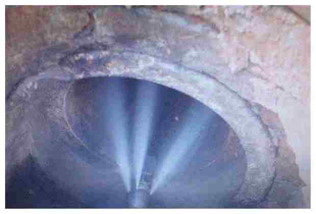 紅衛(wèi)路雨污井管道清淤遇到大風(fēng)怎么辦