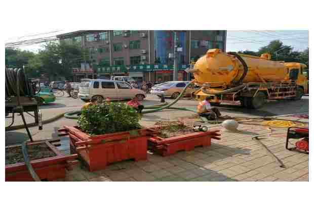 立交橋油污池管道清淤專業(yè)服務(wù)