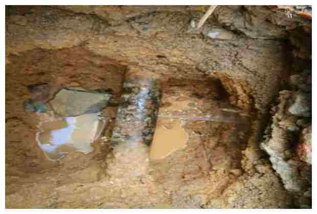 采育鎮(zhèn)包頭營村集淤池管道清淤附近